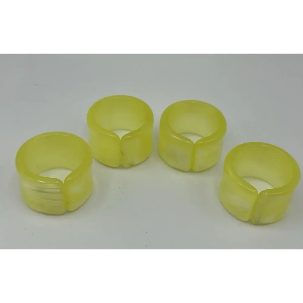 Set of 4 Vintage MCM Yellow Marbled Lucite Acrylic Napkin Rings Pearly Hong Kong
